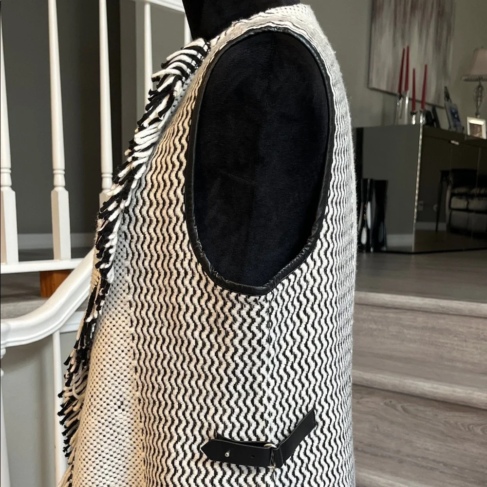 Chico's Black and Winter White Knit Vest with Leather Trim - Picture 4 of 8